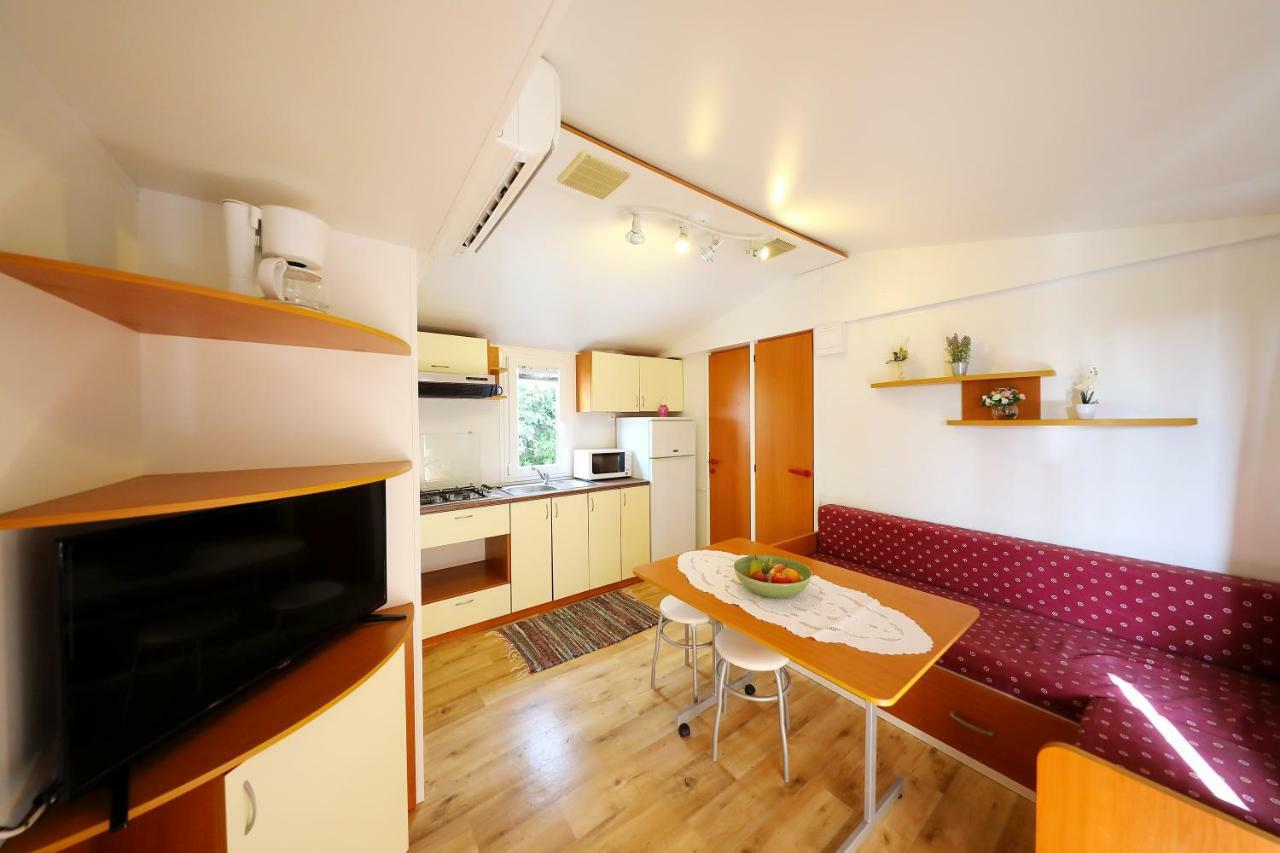 Mobile Home Grbe 宁 外观 照片