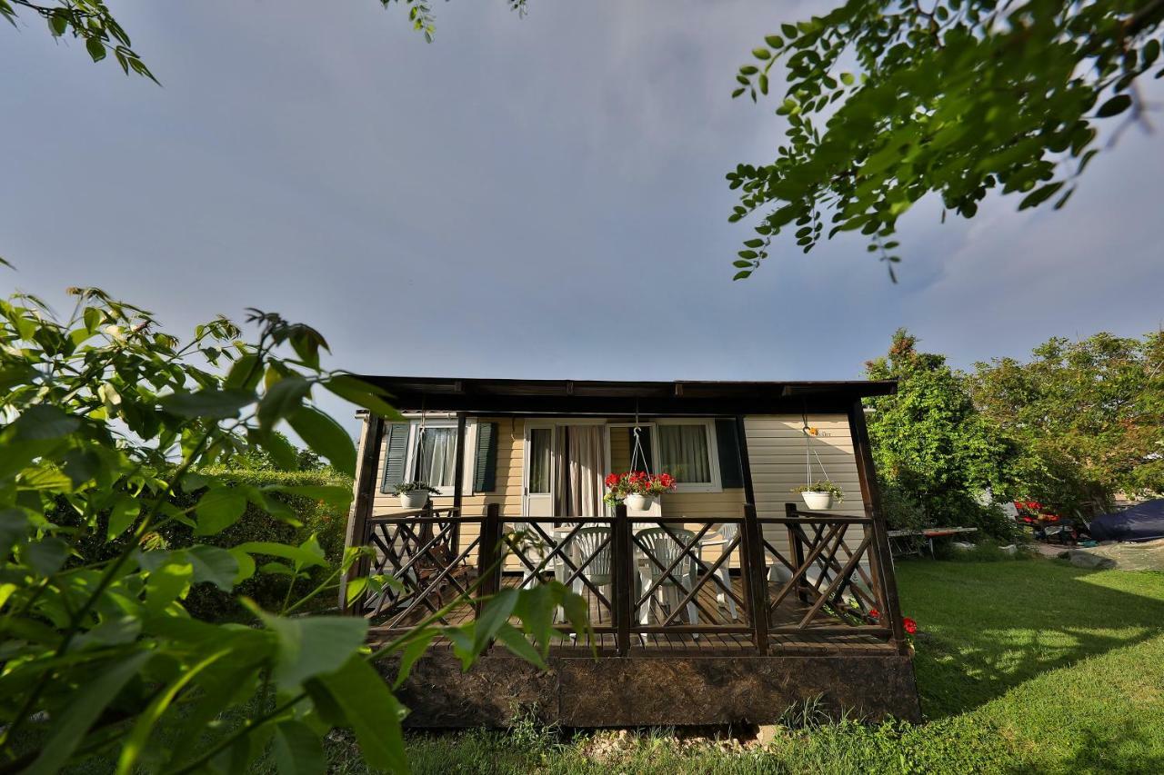 Mobile Home Grbe 宁 外观 照片
