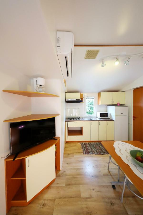 Mobile Home Grbe 宁 外观 照片