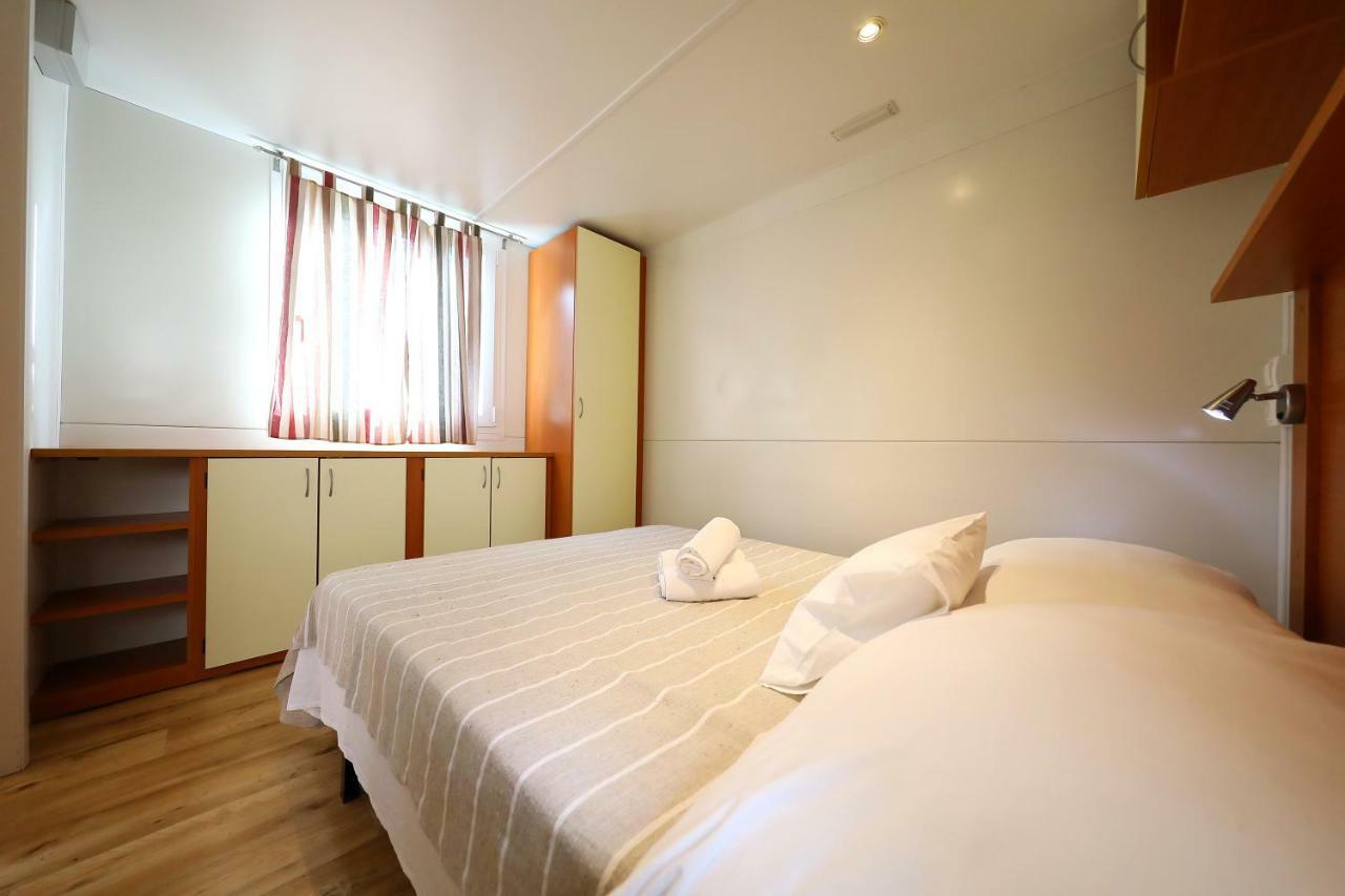 Mobile Home Grbe 宁 外观 照片