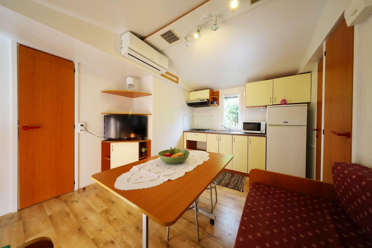 Mobile Home Grbe 宁 外观 照片